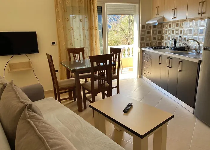 Aparthotel Onirana 3*