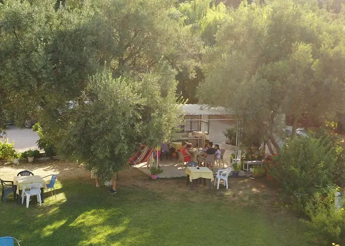 Onirana Apartahotel 3*