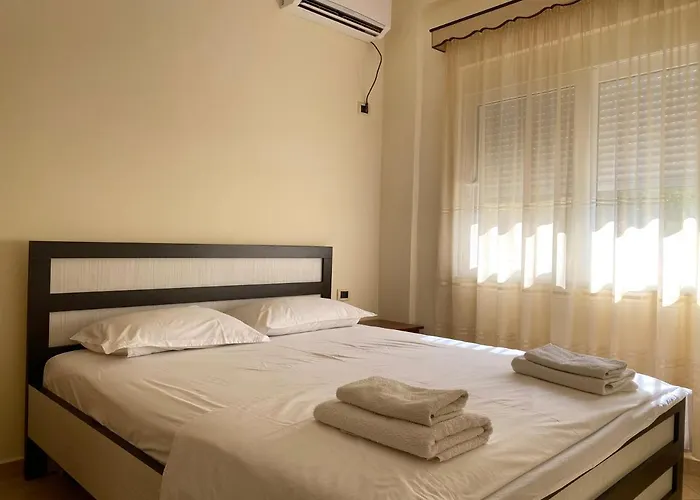 Onirana Aparthotel Borsh
