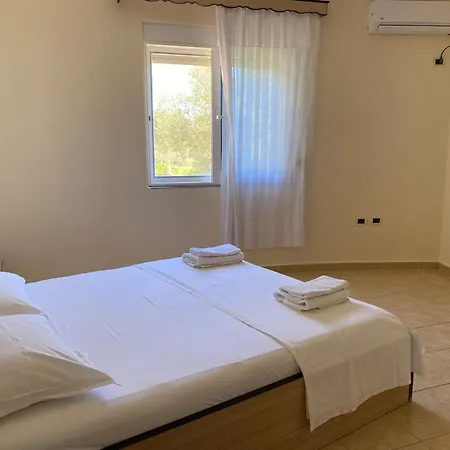 Onirana Aparthotel