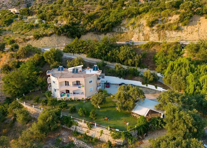 Onirana Апарт-отель 3*